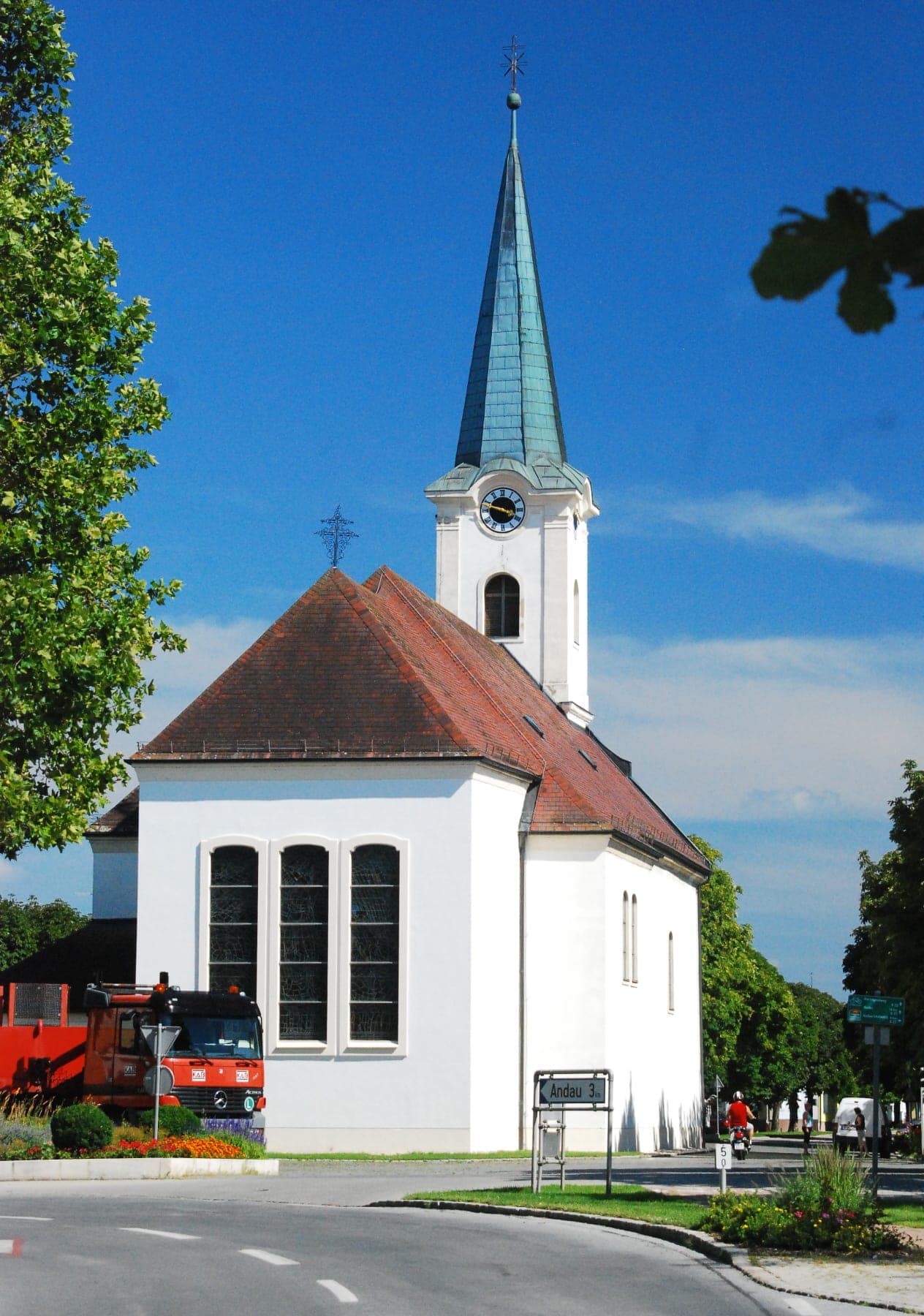 Tadten