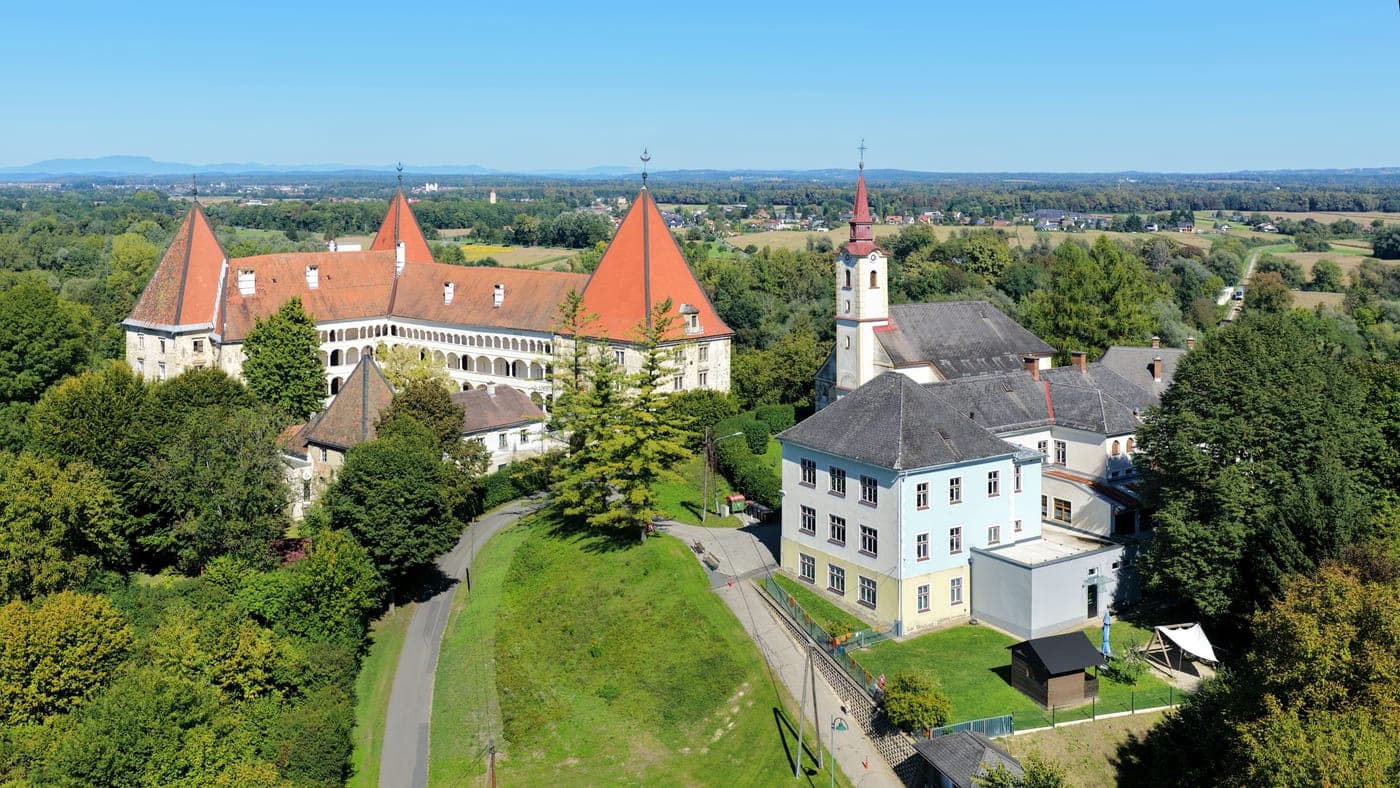 Spielfeld